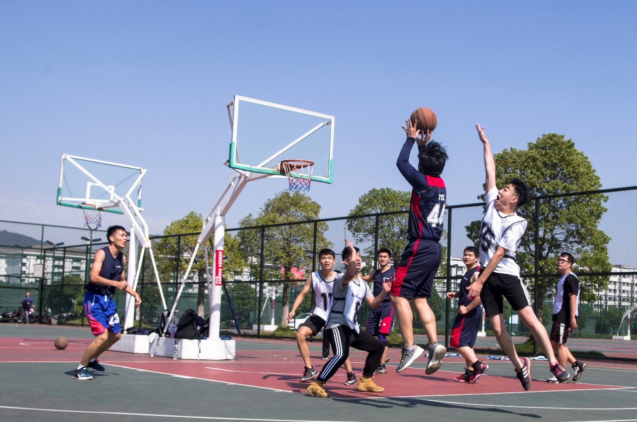 开云app-迈阿密热火训练开放日，赛后绝杀压哨引欢呼，荷甲在即，细节决定成败(细节决定成败名人素材)